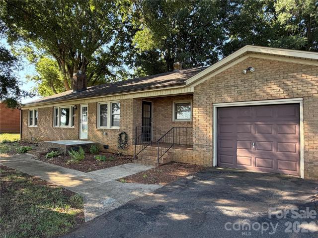 House for sale in State Road, North Carolina