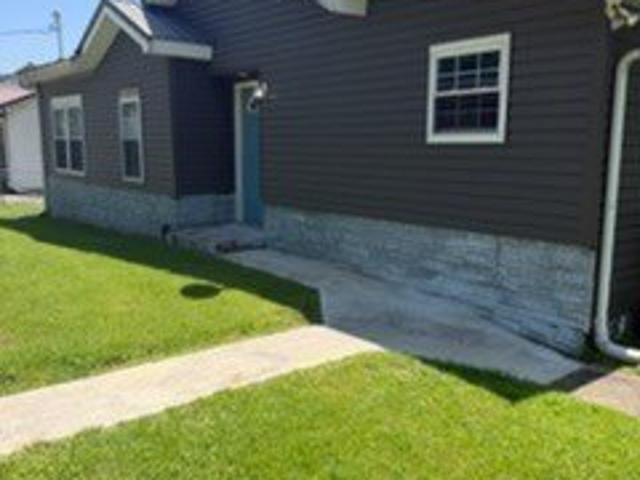 House for sale in Charleston, West Virginia