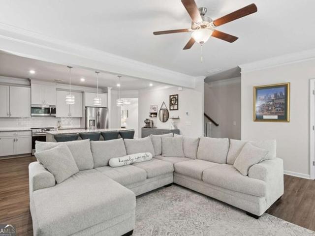 Townhouse for sale in Woodstock, Georgia
