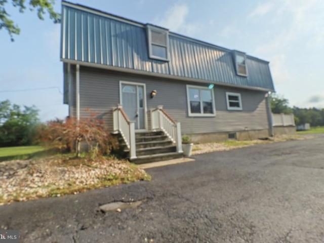 House for sale in Elmer, New Jersey