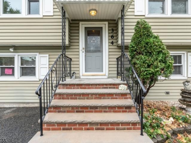 House for sale in Kenilworth, New Jersey