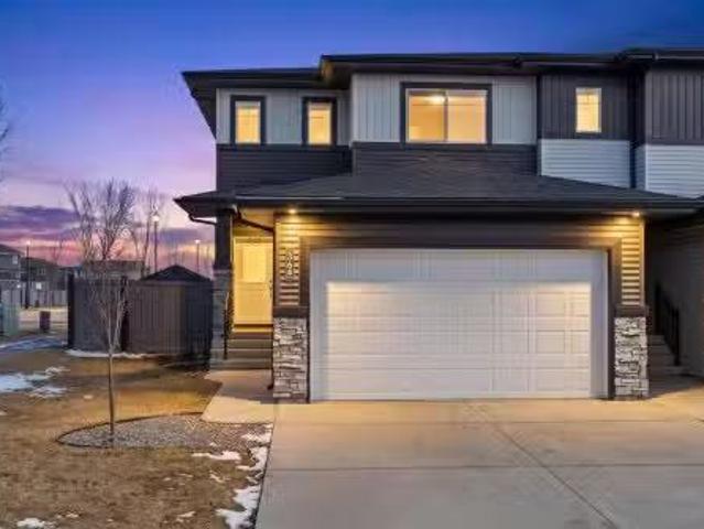 House for sale in Stony Plain, Alberta