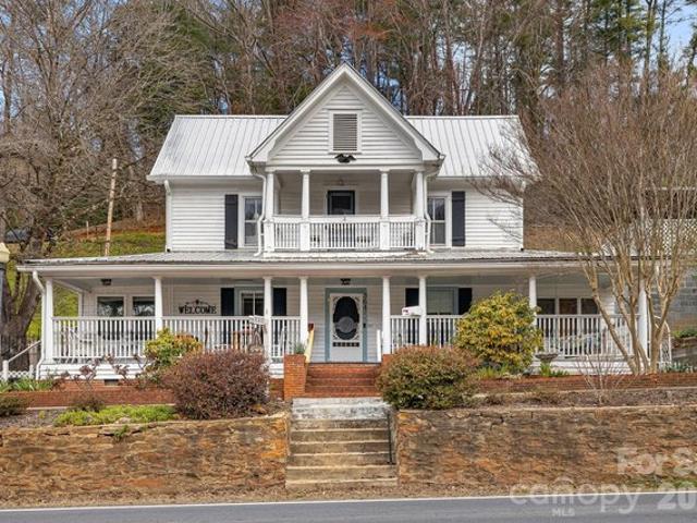 House for sale in Dillsboro, North Carolina
