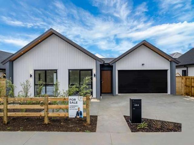 House for sale in Awhitu