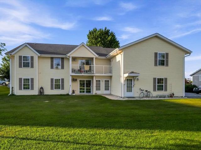 Condo for sale in West Bend, Wisconsin