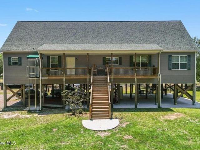House for sale in Burgaw, North Carolina