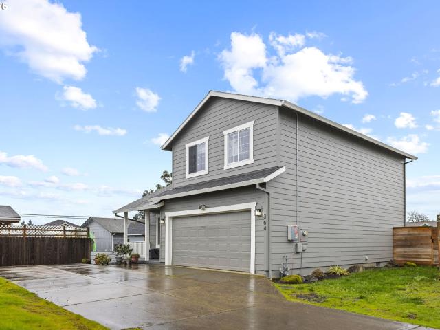 House for sale in Oregonia
