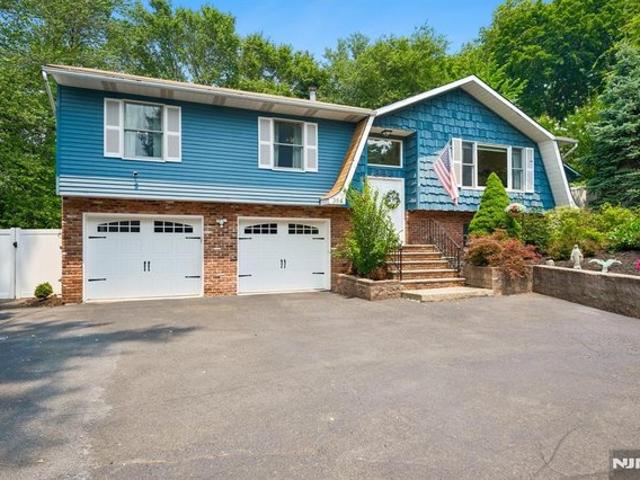 House for sale in Hillsdale, New Jersey