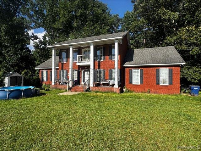 House for sale in Elmore, Alabama