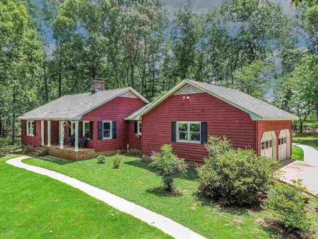 House for sale in Hartwell, Georgia