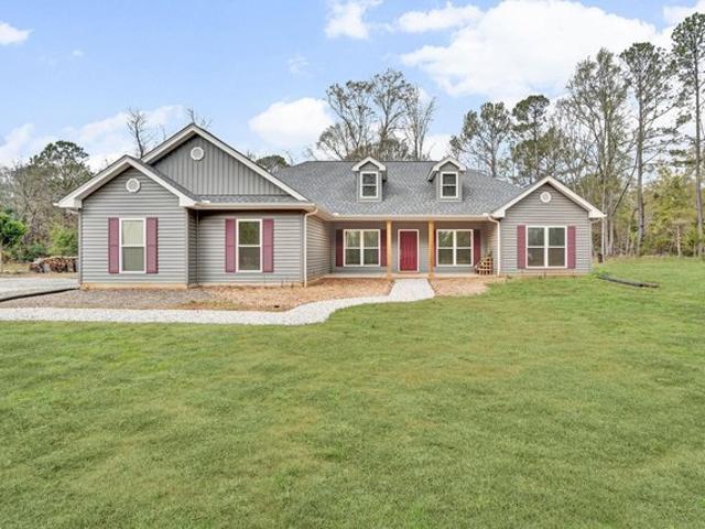 House for sale in Cross Hill, South Carolina