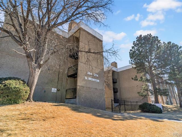 Condo for sale in Arapahoe, Colorado