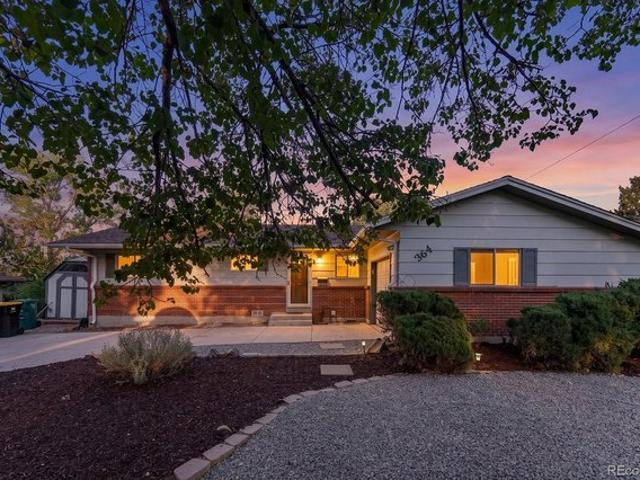House for sale in Aurora, Adams County