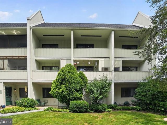 Condo for sale in Chester, Pennsylvania