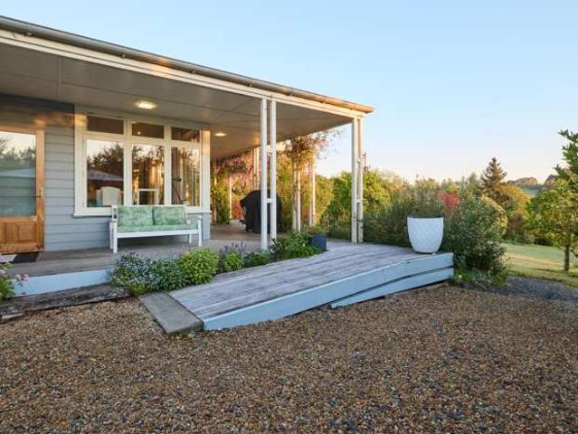 Property for sale in Nelson City, Cable Bay