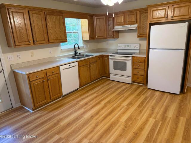 House for sale in Vine Grove, Hardin County