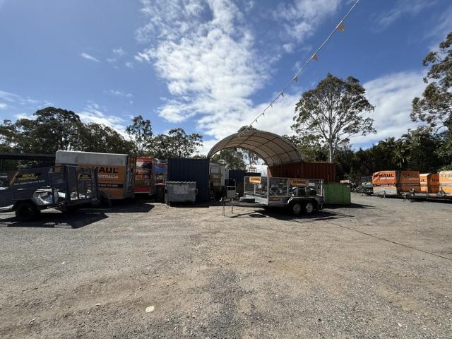 Warehouse for rent in Toombul, Queensland