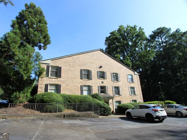 Condo for sale in Brookhaven, Georgia