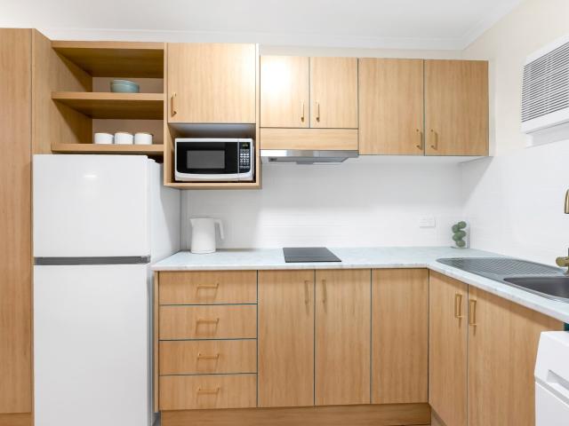 Granny Flat for rent in Mount Sheridan, Queensland