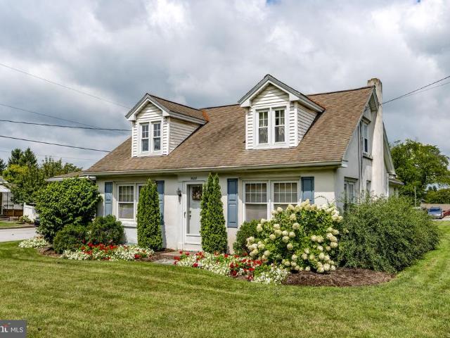 House for sale in Intercourse, Leacock Township