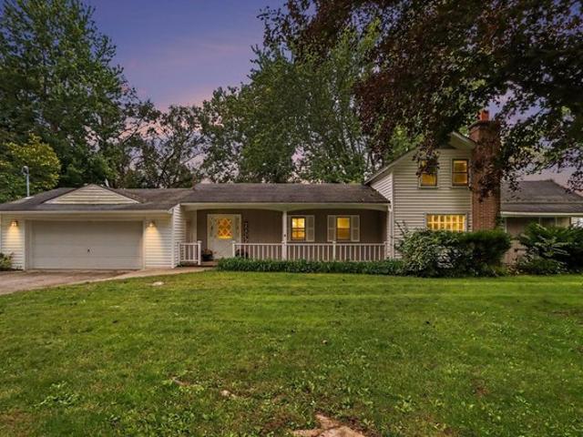 House for sale in Paw Paw, Van Buren County