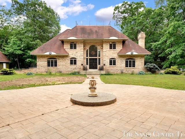 House for sale in Allegan, Michigan