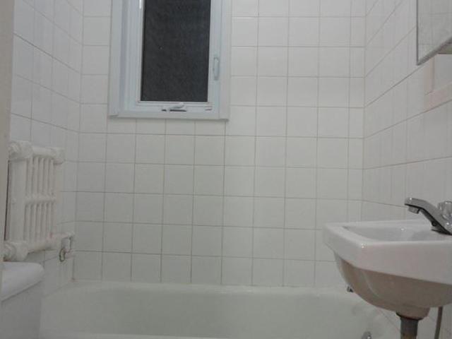 Apartment for rent in St. Leonard's, Quebec