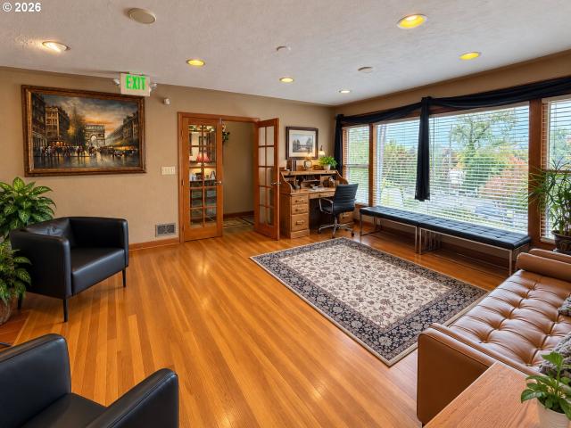 Commercial for sale in South Salem, Salem