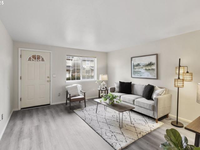Condo for sale in Eugene