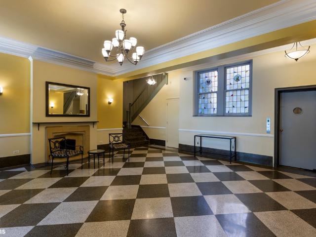 Property for sale in The Bronx, Arverne