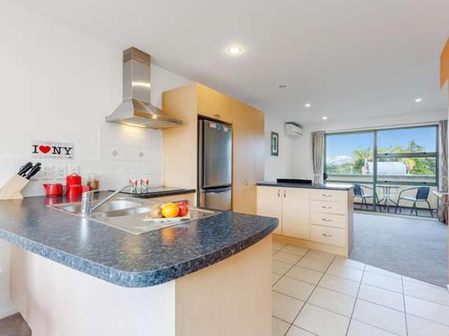House for sale in Whangaparaoa