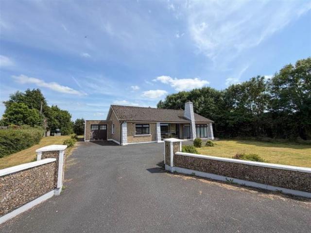 Detached House for sale in Cappamore, South Tipperary