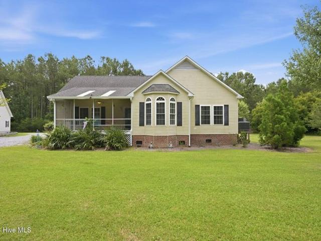 House for sale in Oriental, North Carolina