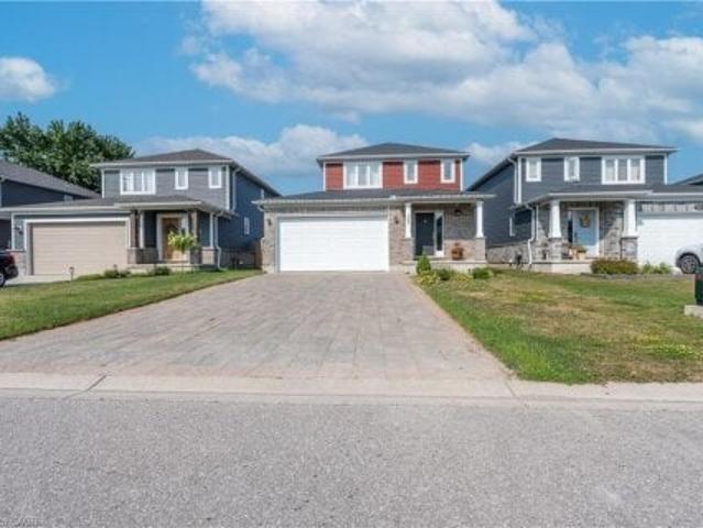 Property for sale in Lucan-biddulph, Ontario