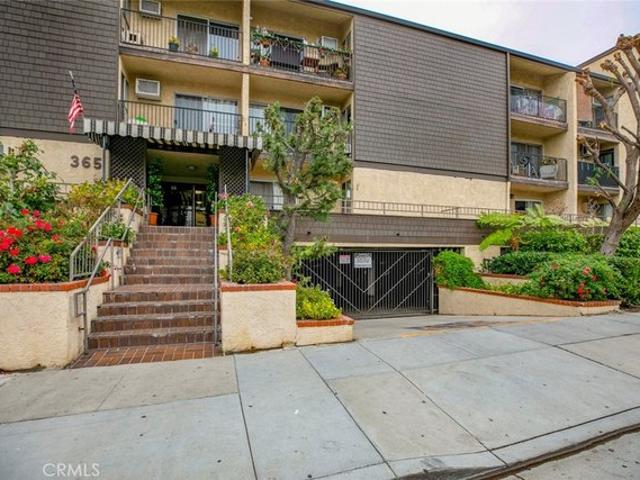 Condo for sale in Glendale, California