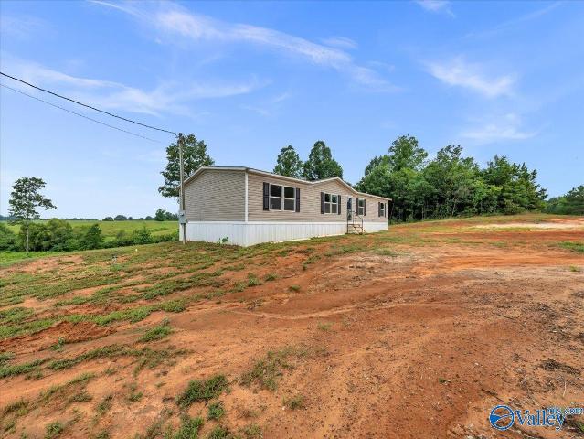 House for sale in Hillsboro, Alabama