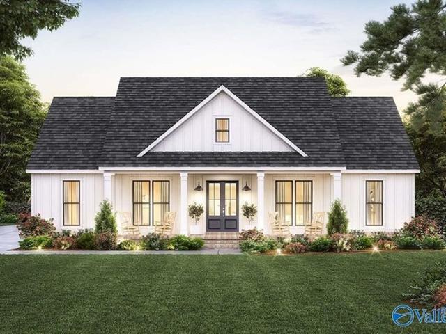 House for sale in Centre, Alabama