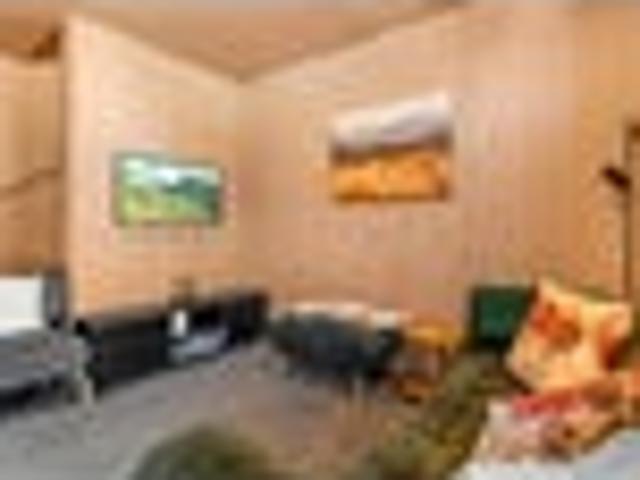 Townhouse for sale in Otakou