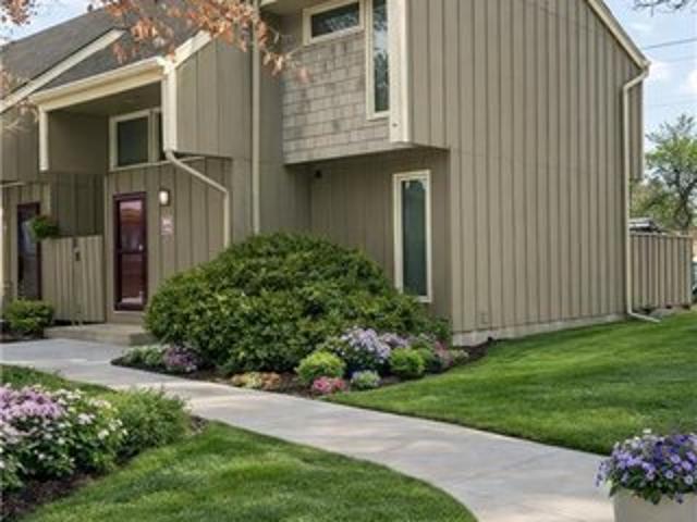 Townhouse for sale in Hennepin, Minnesota