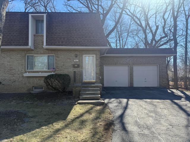 Condo for sale in Worthington, Ohio