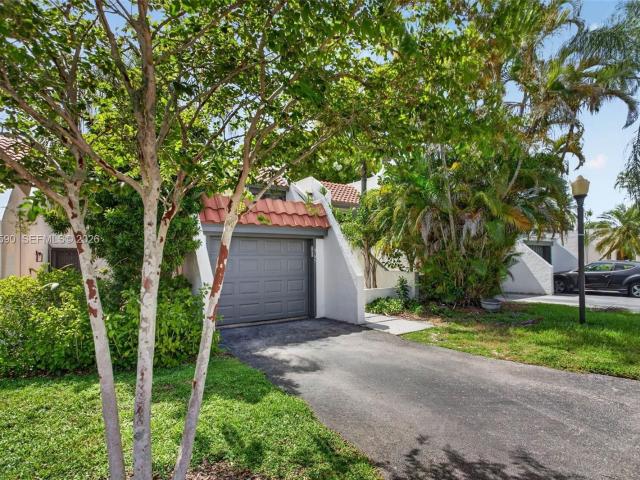 Townhouse for rent in Weston, Florida