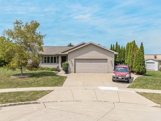 House for sale in Oshkosh, Wisconsin