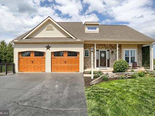 House for sale in Mount Wolf, Pennsylvania