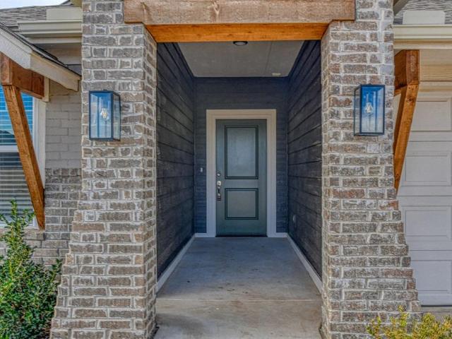House for sale in Harrah, Oklahoma