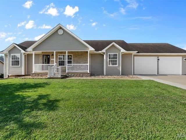 House for sale in Jackson, Missouri