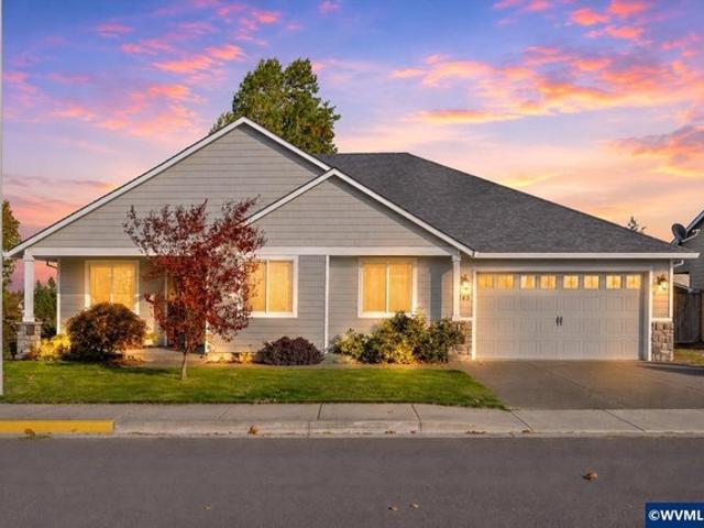 House for sale in Oregonia