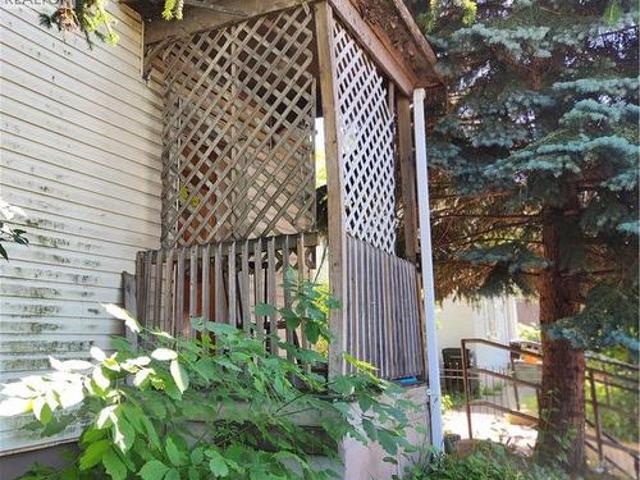 House for sale in Central Frederick, Kitchener