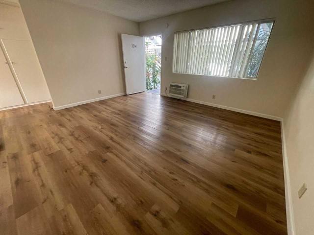 Apartment for rent in Glendale, California