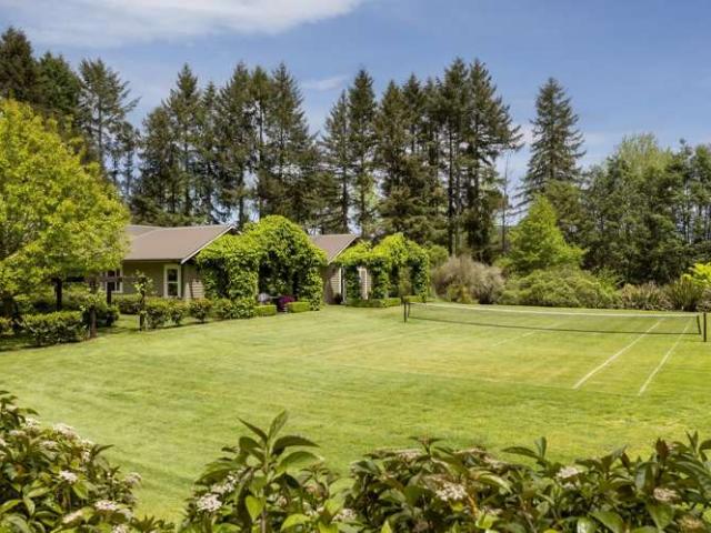 Property for sale in Kinloch, Central North Island