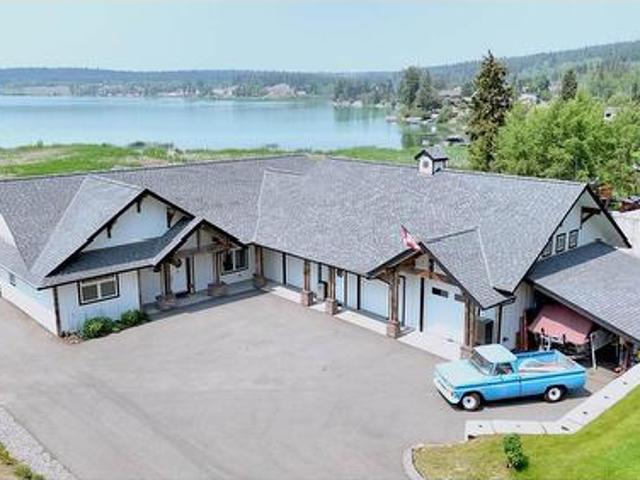 House for sale in 108 Mile Ranch, British Columbia